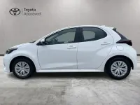 Usata Toyota Yaris Hybrid Active 92 CV (67 kW) 2025 Grigio Berlina