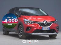 Usata Renault Captur Zen 94 CV (69 kW) 2023 Bordueaux tetto nero SUV