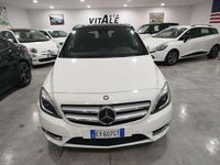 Usata Mercedes B200 Premium 136 CV (100 kW) 2015 Bianco Monovolume