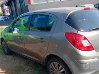 Usata Opel Corsa 85 CV (62 kW) 2014 Marrone Utilitaria