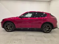 Nuova Alfa Romeo Stelvio 209 CV (153 kW) 2026 Rosso SUV