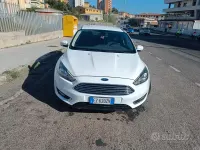 Usata Ford Focus Titanium 120 CV (88 kW) 2015 Bianco Station wagon