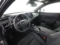 Usata Lexus UX 152 CV (111 kW) 2024 Sonic grey SUV
