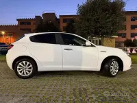 Usata Alfa Romeo Giulietta 120 CV (88 kW) 2018 Bianco Utilitaria