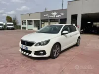 Usata Peugeot 308 GT-line 131 CV (96 kW) 2019 Bianco Berlina