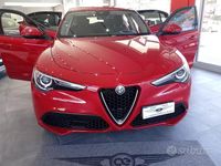 Usata Alfa Romeo Stelvio Tech Edition 160 CV (117 kW) 2019 Rosso SUV