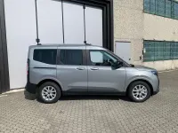 Usata Ford Tourneo Courier Titanium 125 CV (91 kW) 2025 Grigio Monovolume