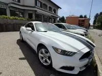 Usata Ford Mustang 317 CV (233 kW) 2017 Bianco Coupé