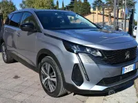 Usata Peugeot 5008 Allure 131 CV (96 kW) 2022 Grigio SUV