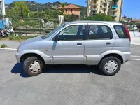 Usata Daihatsu Terios 86 CV (63 kW) 2000 Argento SUV