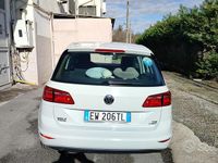 Usata VW Golf Sportsvan 110 CV (80 kW) 2014 Bianco Monovolume