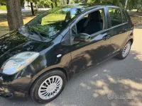 Usata Toyota Yaris 87 CV (63 kW) 2008 Nero Utilitaria