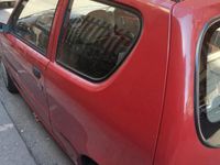 Usata Fiat 600 54 CV (39 kW) 2008 Rosso Utilitaria