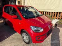 Usata VW up! move up! 75 CV (55 kW) 2016 Rosso Utilitaria