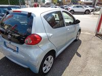 Käytetty Toyota Aygo Sol 68 HP (50 kW) 2006 Sininen Viistoperä