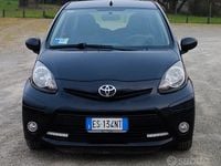 Usata Toyota Aygo Cool 69 CV (50 kW) 2015 Nero Utilitaria