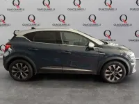 Usata Renault Captur Techno 143 CV (105 kW) 2023 Grigio SUV