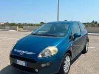 Usata Fiat Punto Evo Dynamic 69 CV (50 kW) 2011 Bluazzurro Utilitaria