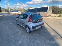 Usata Peugeot 107 68 CV (50 kW) 2014 Grigio Utilitaria