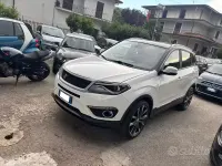 Usata DR DR6 150 CV (110 kW) 2020 Bianco SUV