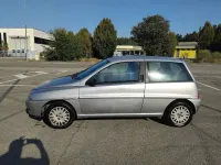 Usata Lancia Ypsilon 60 CV (44 kW) 2001 Grigio Utilitaria