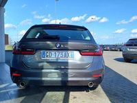 Usata BMW 320e Advantage 190 CV (139 kW) 2020 Grigio Station wagon