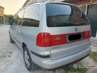 Usata VW Sharan 116 CV (85 kW) 2002 Grigio Monovolume