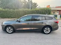 Usata Ford Focus 120 CV (88 kW) 2022 Grigio Station wagon