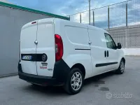 Begagnad Fiat Doblò 120 HK (88 kW) 2016 Vit Minibuss