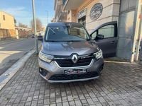 Usata Renault Kangoo Equilibre 95 CV (69 kW) 2022 Grigio Monovolume