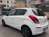 Usata Hyundai i20 GO! 85 CV (62 kW) 2014 Argento Utilitaria