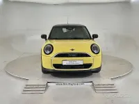 Nuova Mini Cooper Favoured 114 kW (156 CV) 2026 Giallo Utilitaria