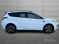 Usata Ford Kuga ST-Line 120 CV (88 kW) 2019 Bianco SUV