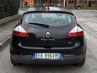 Usata Renault Mégane III Dynamique 102 CV (75 kW) 2010 Nero Station wagon