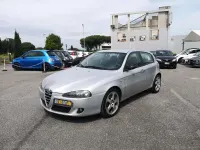 Usata Alfa Romeo 147 120 CV (88 kW) 2007 Argento Utilitaria