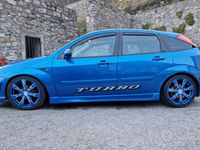 Usata Ford Focus Ghia 116 CV (85 kW) 2004 Blu/azzurro Berlina
