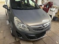 Usata Opel Corsa Edition 86 CV (63 kW) 2011 Utilitaria
