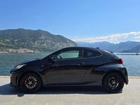 Usata Toyota Yaris 280 CV (205 kW) 2024 Nero Berlina