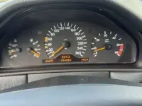 Usata Mercedes E250 150 CV (110 kW) 1998 Blu/azzurro Berlina