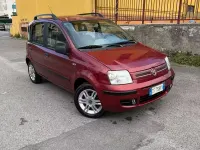Usata Fiat Panda Emotion 69 CV (50 kW) 2005 Rosso Utilitaria