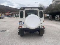 Usata Land Rover Defender 122 CV (89 kW) 2006 SUV