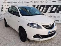 Usata Lancia Ypsilon Silver 69 CV (50 kW) 2022 Bianco Utilitaria