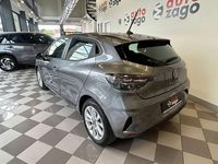 Używany Renault Clio V Evolution 91 KM (66 kW) 2025 Szary Sedan/Limuzyna