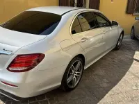 Usata Mercedes E220 Premium Plus 194 CV (142 kW) 2019 Berlina