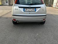 Usata Ford Focus 2004 Grigio Utilitaria