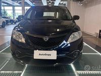 Usata Lancia Ypsilon 69 CV (50 kW) 2018 Blu Utilitaria