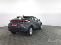 Nuova Toyota C-HR Active 140 CV (102 kW) 2025 Ash grey SUV