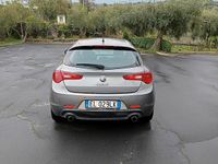 Gebraucht Alfa Romeo Giulietta 140 PS (102 kW) 2011 Kleinwagen