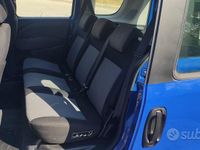 Usata Fiat Doblò 120 CV (88 kW) 2011 Blu Monovolume