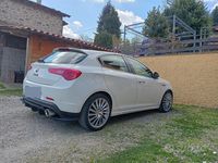 Usata Alfa Romeo Giulietta 140 CV (102 kW) 2011 Utilitaria